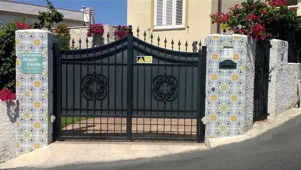 Bed And Breakfast Angolo Fiorito Civitavecchia Buitenkant foto