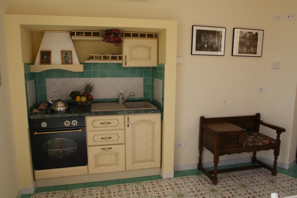 Bed And Breakfast Angolo Fiorito Civitavecchia Buitenkant foto