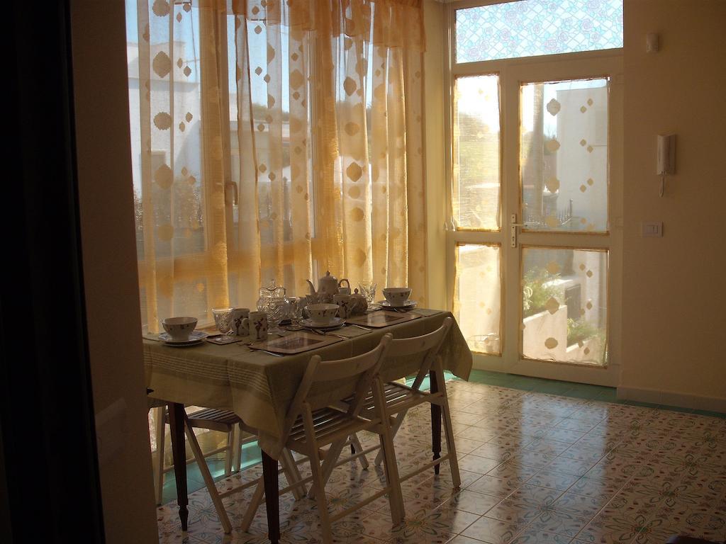 Bed And Breakfast Angolo Fiorito Civitavecchia Kamer foto